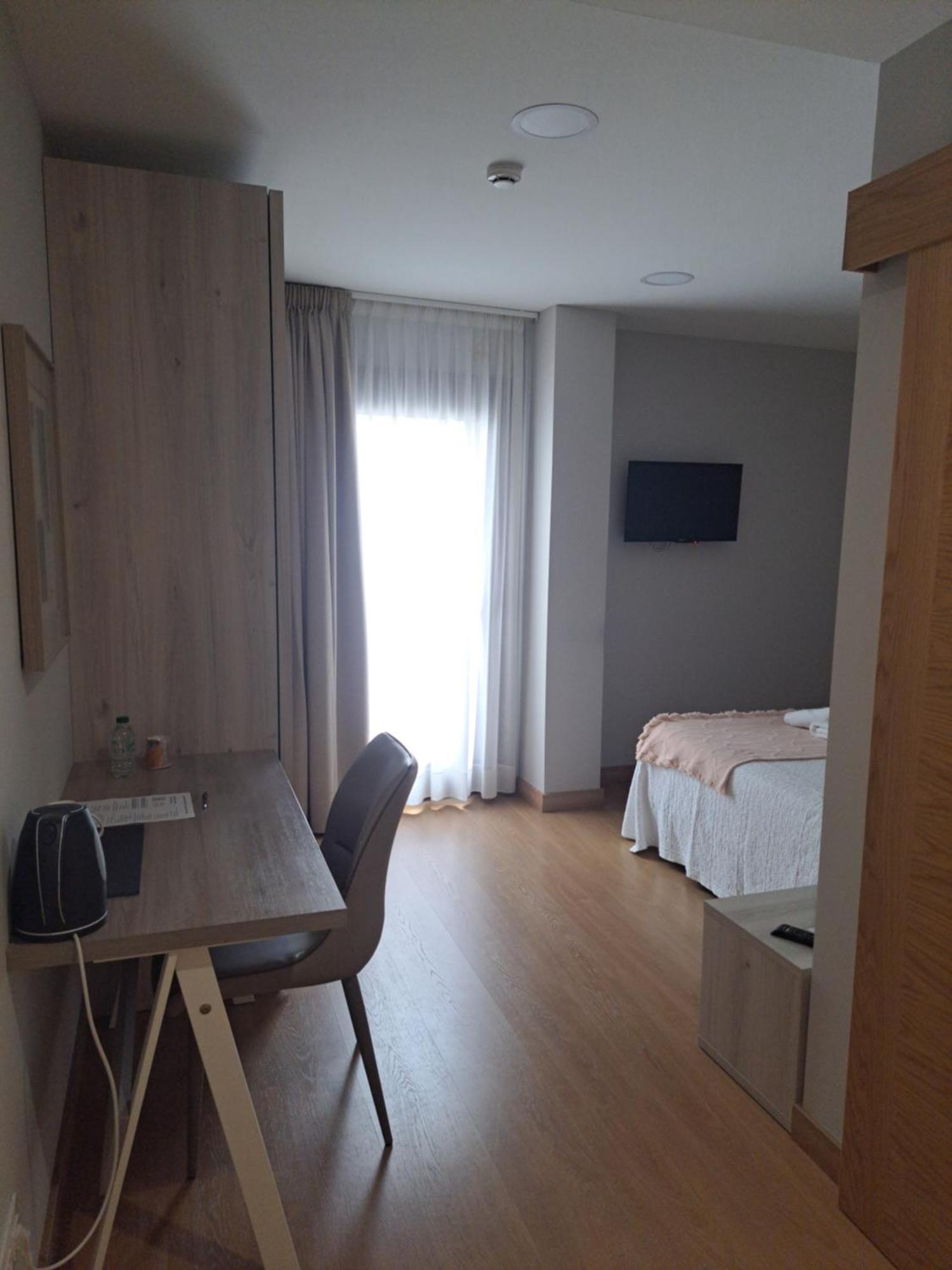 Hotel Roquino كالداس دي ريس المظهر الخارجي الصورة